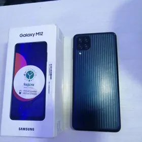 Samsung M12