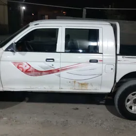 Mitsubishi Xpander 2002