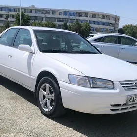 Toyota Camry 1998