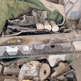volvo 2008 motor
