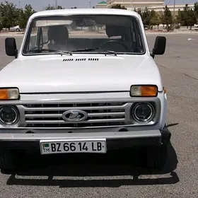 Lada Niva 1982