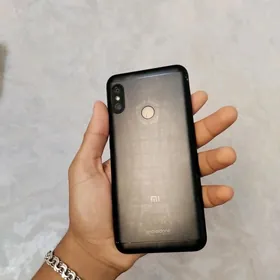 Mi A2 Lite 4/64
