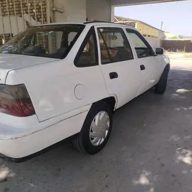 Daewoo Nexia 2001