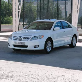 Toyota Camry 2010