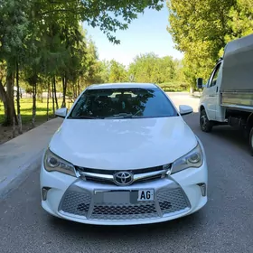 Toyota Camry 2016