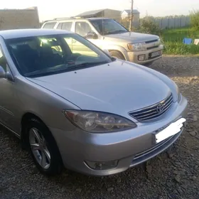 Toyota Camry 2005