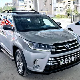 Toyota Highlander 2017