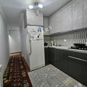 Arenda 30 mkr Talyplara