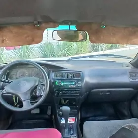 Toyota Corolla 1994