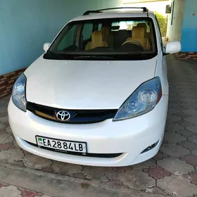 Toyota Sienna 2006