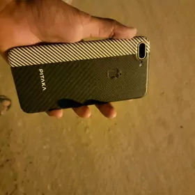 iphone 8+
