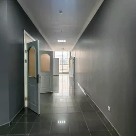 ARENDA OFIS PADWOYSKI 250 M²