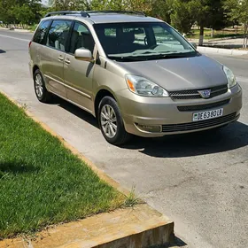 Toyota Sienna 2005