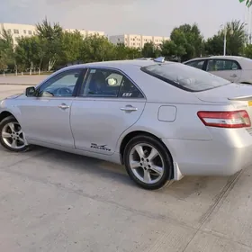 Toyota Camry 2010