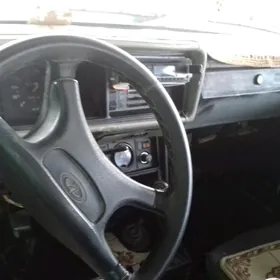 Lada 2107 2001