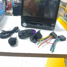 Telewizor içinden çykýan ruçno