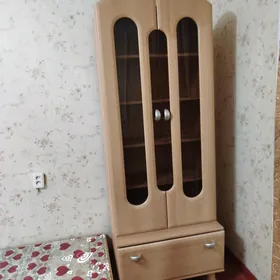 şkaf serwant