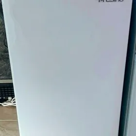 mini holodilnik Presino