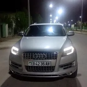 Audi Q7 2012