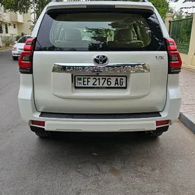 Toyota Land Cruiser Prado 2021