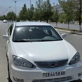 Toyota Camry 2004