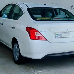 Nissan Sunny 2021