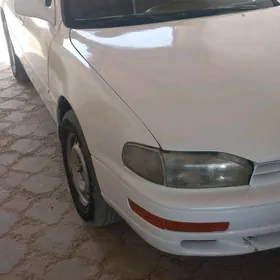 Toyota Camry 1993