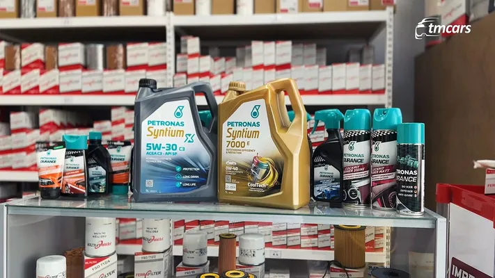 “ASLY ÝAG-dan” uly aksiýa: Petronas ýaglaryny alyp, çalyşdyran müşderilere himiýa sowgat