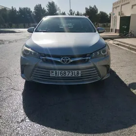 Toyota Camry 2015
