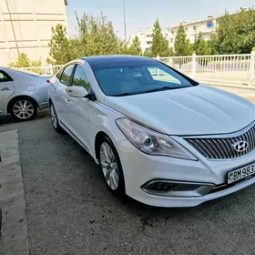 Hyundai Azera 2015