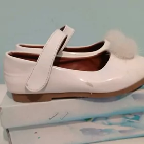 детс. белые туфли
