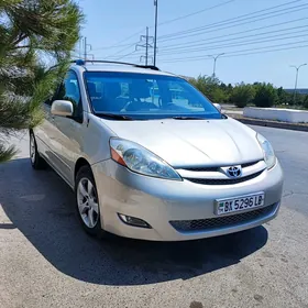 Toyota Sienna 2007