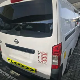 Nissan Urvan 2020
