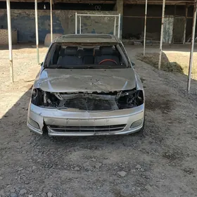 Toyota Avalon 2001