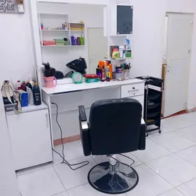 Salon arenda