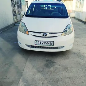 Toyota Sienna 2006