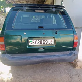 Nissan Pathfinder 1997