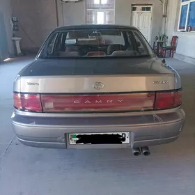 Toyota Camry 1992