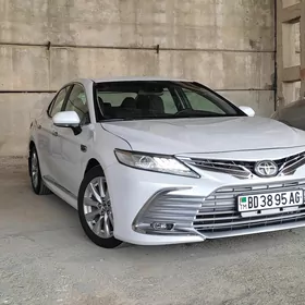 Toyota Camry 2020