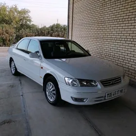 Toyota Camry 2000