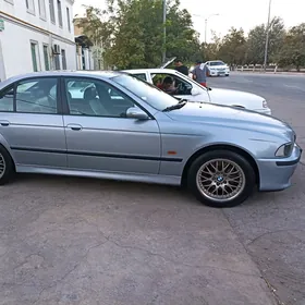 BMW E39 1998