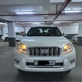 Toyota Land Cruiser Prado 2011