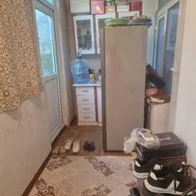 satlyk eyesinde10 mkr gostinka