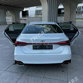 Toyota Avalon 2022