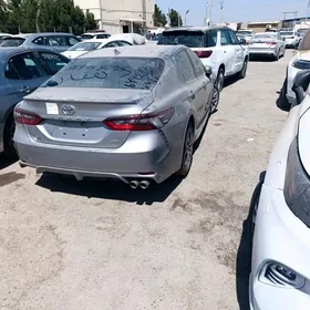 Toyota Camry 2022