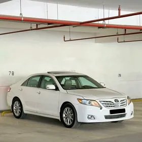 Toyota Camry 2010