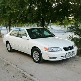 Toyota Camry 1999