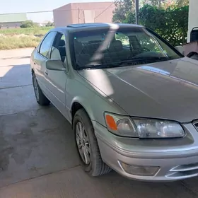 Toyota Camry 2000