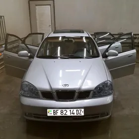 Daewoo Lacetti 2003