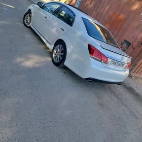 Toyota Avalon 2011